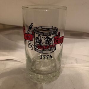 Vintage Fyfe & Drum 1776 Beer Glass